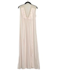 Vintage 90’s Val Mode pink full length w lace Grecian style nightgown